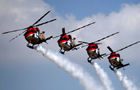 Thousands flock to Bangalore air show-2013